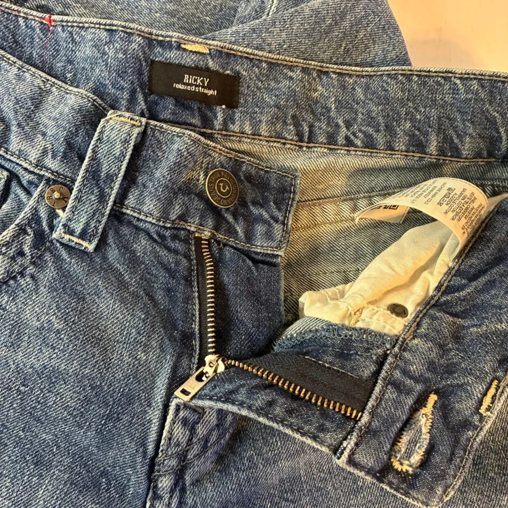 True Religion Ricky Relaxed Straight Distressed Blue Denim Jeans Mens Size 28x32